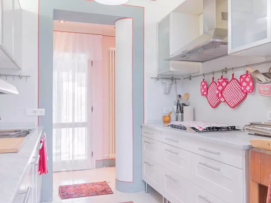 Immagine 21 di Villa in vendita  a Pisa