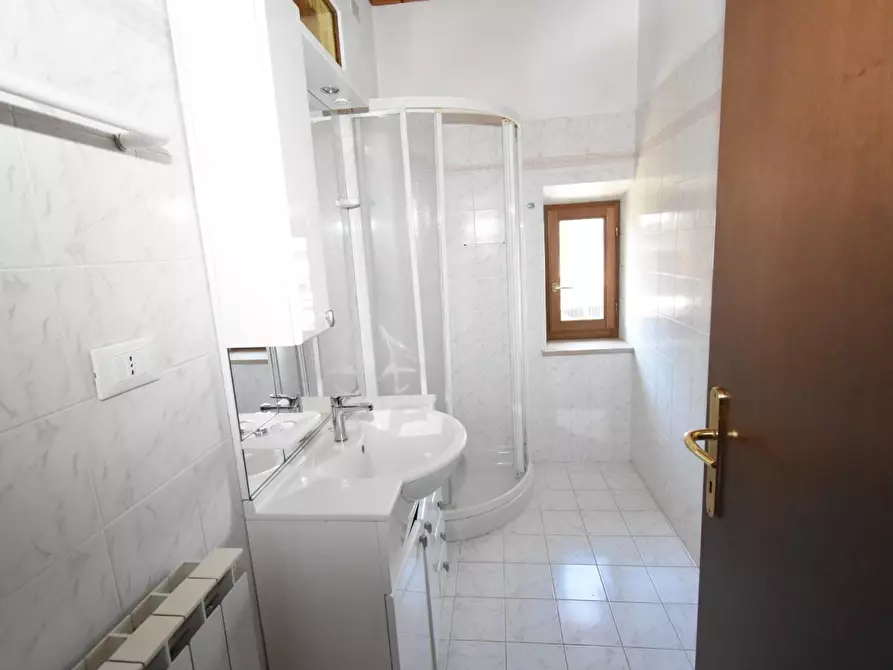 Immagine 5 di Appartamento in affitto  a Vecchiano