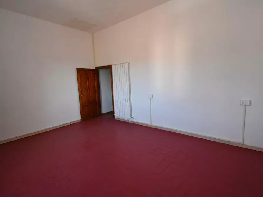 Immagine 14 di Appartamento in affitto  a Vecchiano