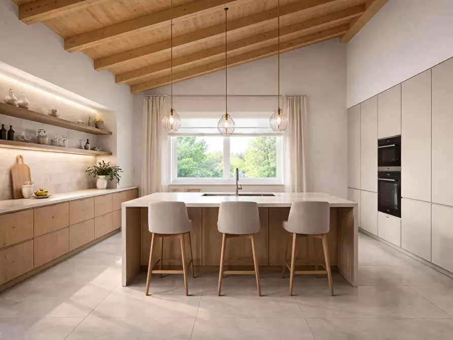 Immagine 2 di Appartamento in vendita  a Lucca