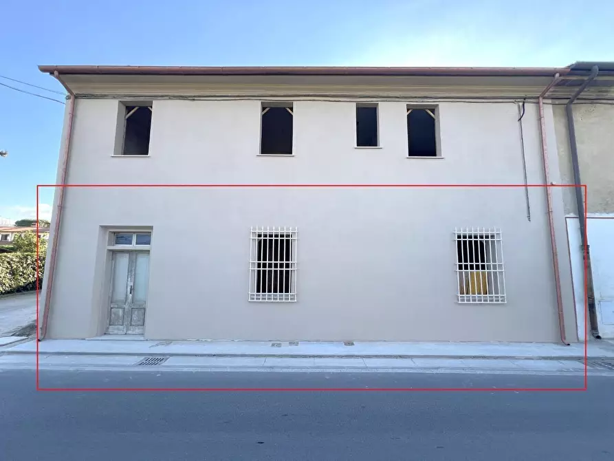 Immagine 2 di Appartamento in vendita  a Cascina