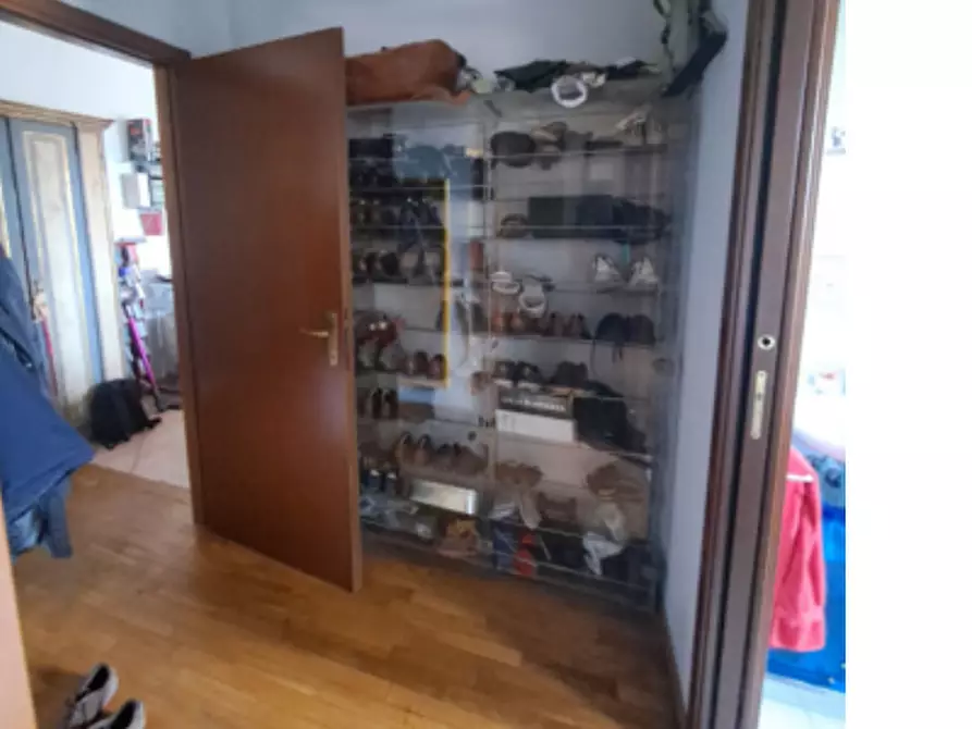 Immagine 6 di Appartamento in vendita  a Prato