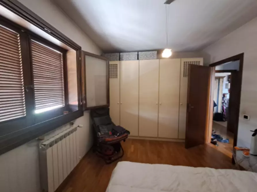 Immagine 7 di Appartamento in vendita  a Prato