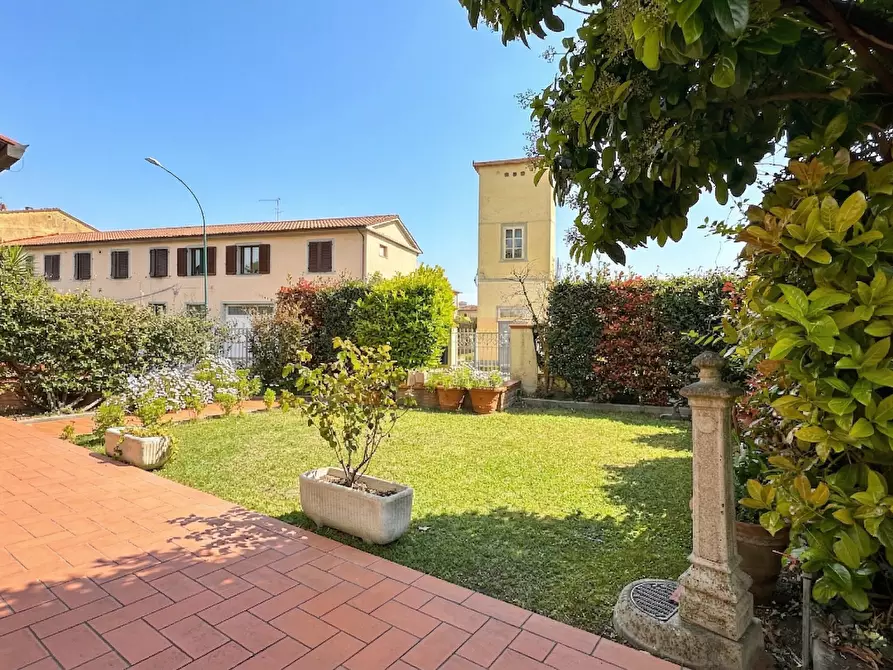 Immagine 30 di Porzione di casa in vendita  a Ponsacco