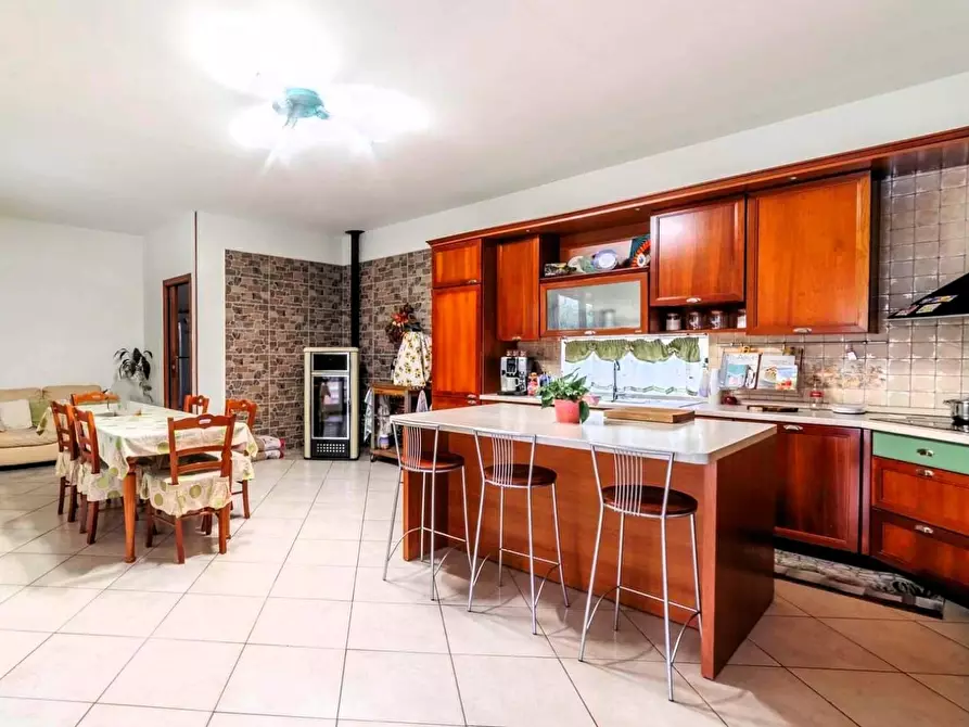 Immagine 12 di Villa in vendita  a Colle Di Val D'elsa