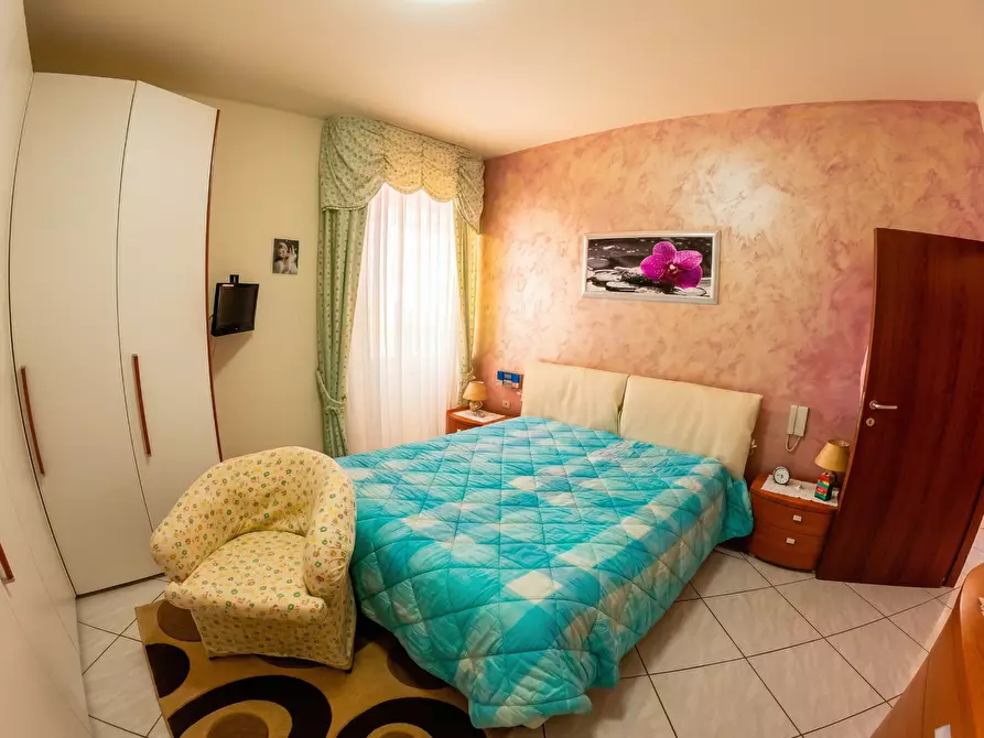 Immagine 15 di Villa in vendita  a Colle Di Val D'elsa