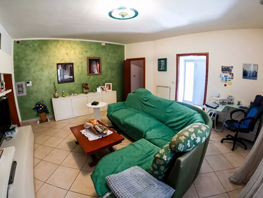 Immagine 13 di Villa in vendita  a Colle Di Val D'elsa