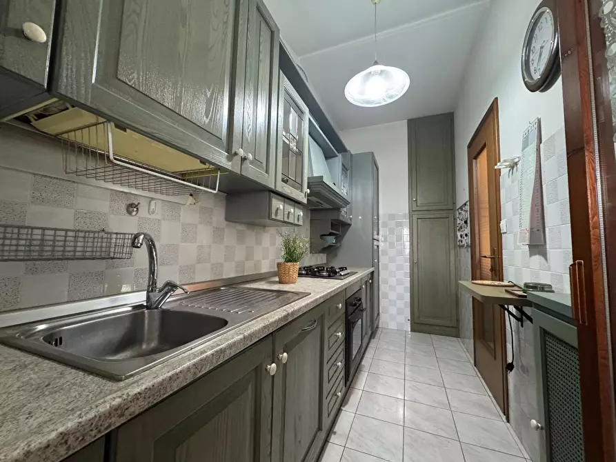 Immagine 22 di Appartamento in vendita  a Viareggio