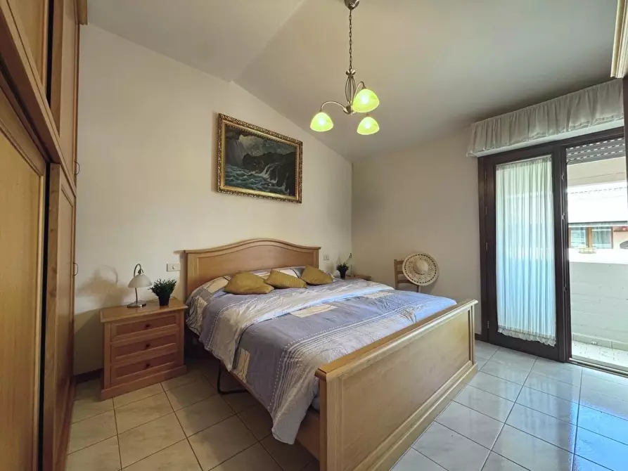 Immagine 7 di Appartamento in vendita  a Viareggio