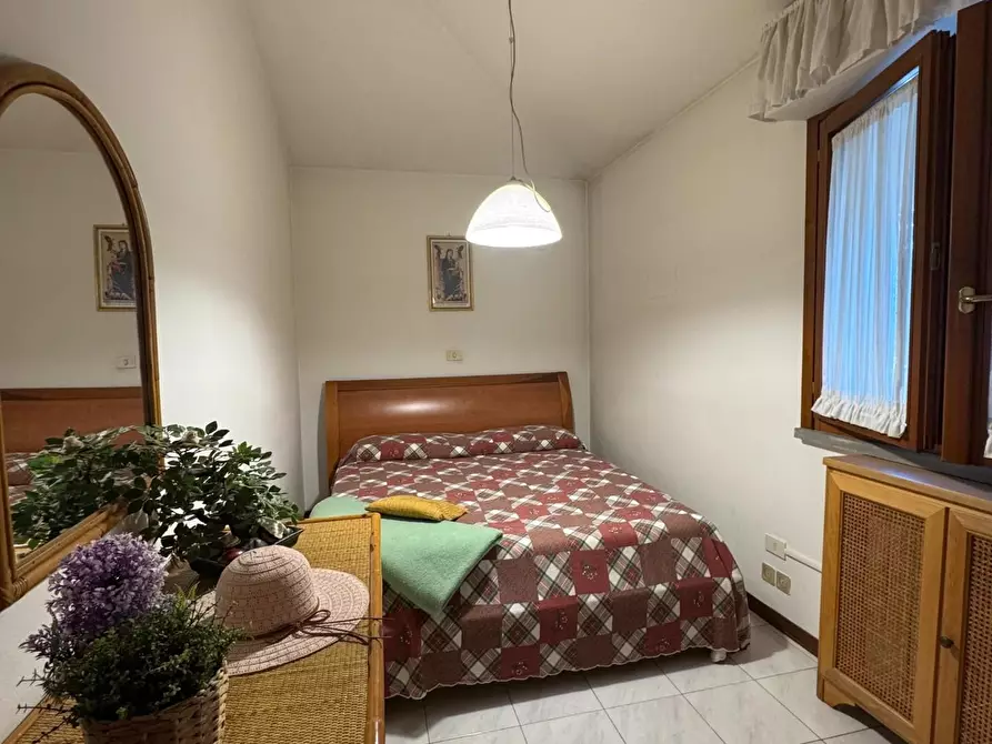 Immagine 10 di Appartamento in vendita  a Viareggio