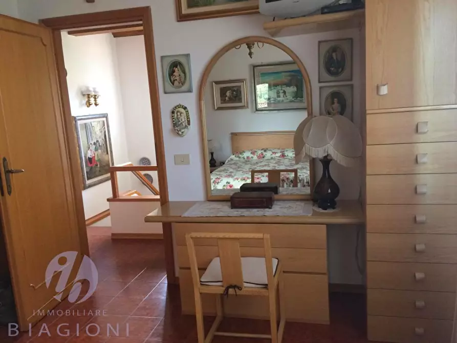 Immagine 17 di Villa in vendita  a Pietrasanta