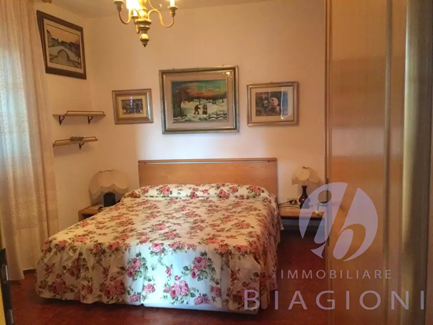 Immagine 26 di Villa in vendita  a Pietrasanta