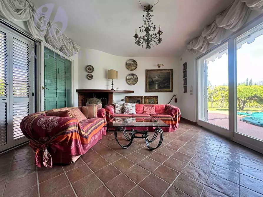 Immagine 20 di Villa in vendita  a Pietrasanta