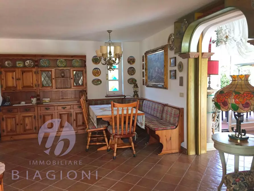 Immagine 18 di Villa in vendita  a Pietrasanta