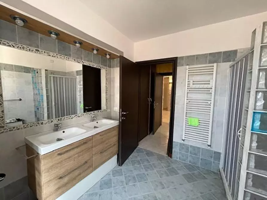 Immagine 6 di Casa colonica in vendita  a San Giuliano Terme