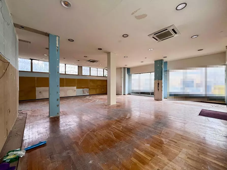 Immagine 10 di Locale commerciale in affitto  a Empoli