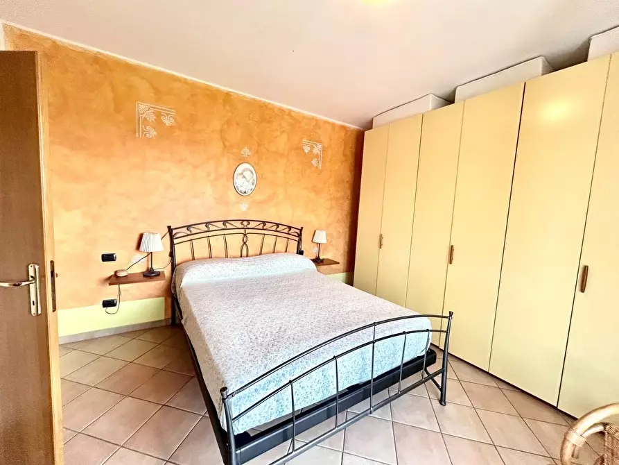 Immagine 12 di Appartamento in vendita  a Castelnuovo Magra