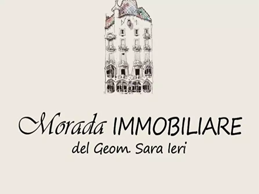 Immagine 1 di Villa in vendita  a Capannori