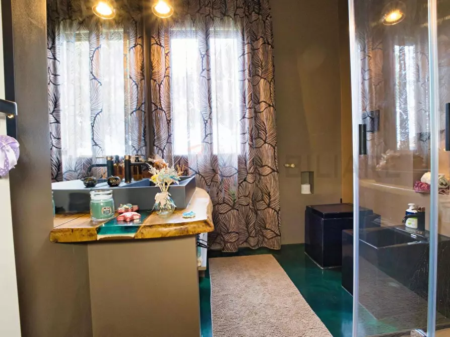 Immagine 38 di Appartamento in vendita  a Piombino