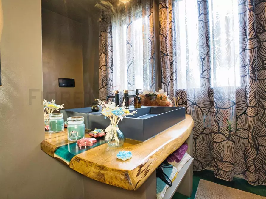 Immagine 40 di Appartamento in vendita  a Piombino