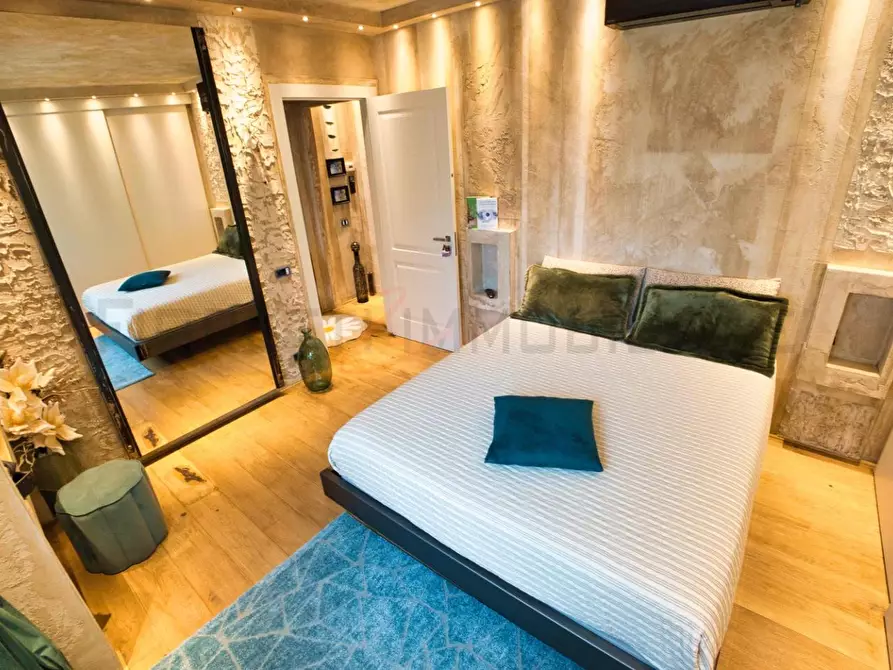 Immagine 26 di Appartamento in vendita  a Piombino