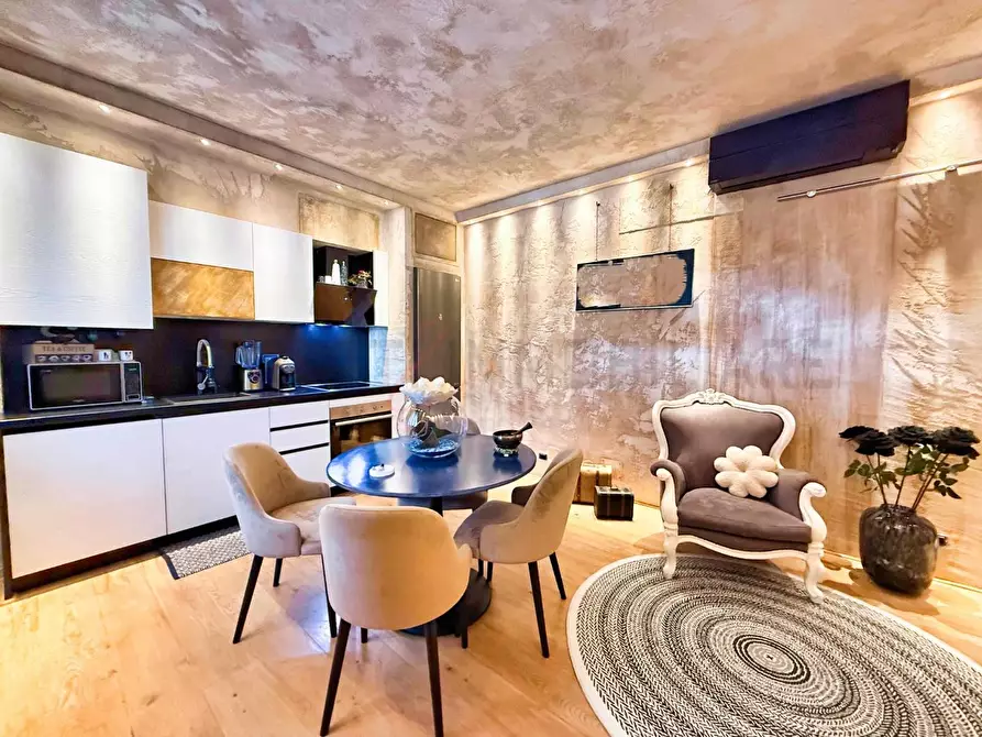 Immagine 10 di Appartamento in vendita  a Piombino