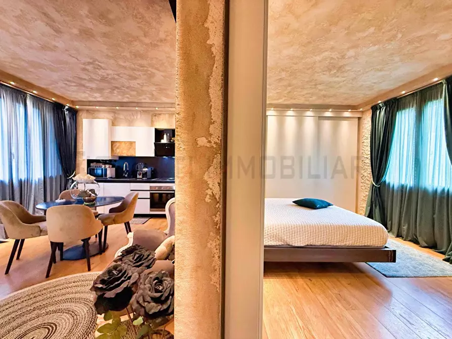 Immagine 23 di Appartamento in vendita  a Piombino