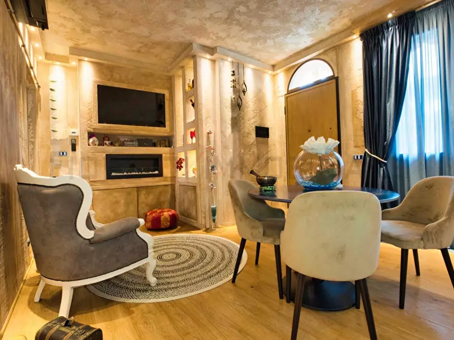 Immagine 18 di Appartamento in vendita  a Piombino