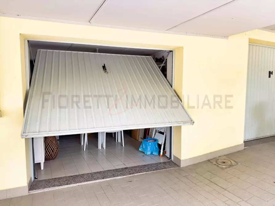 Immagine 52 di Appartamento in vendita  a Piombino