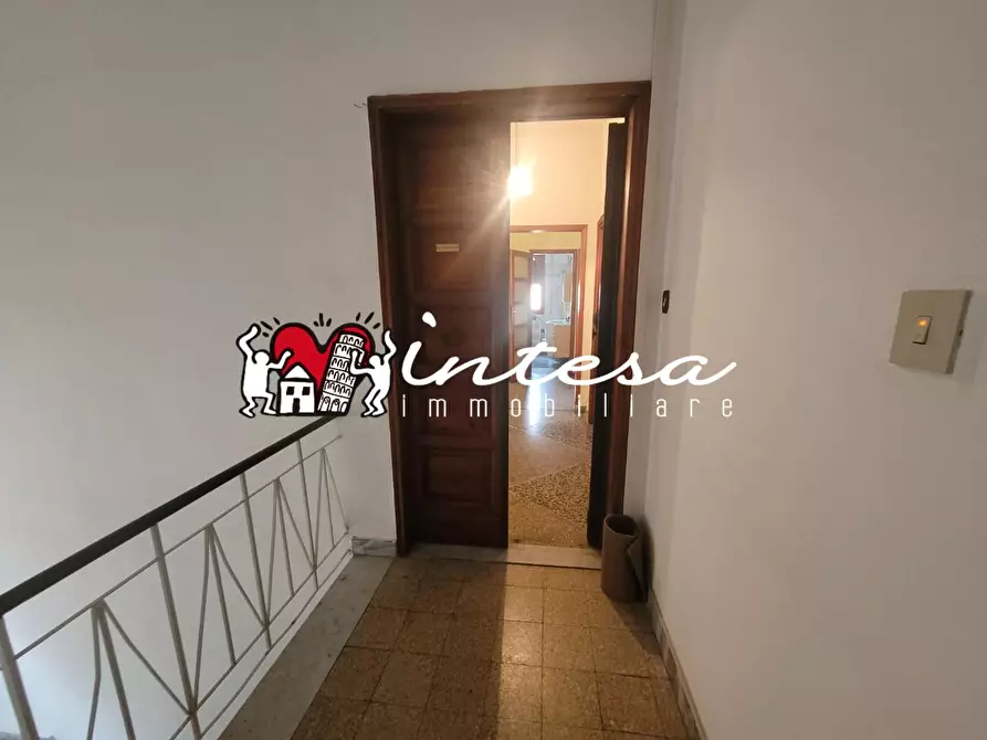 Immagine 11 di Appartamento in vendita  a Pisa