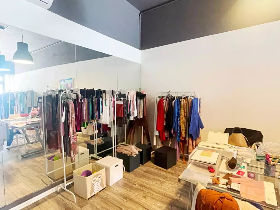 Immagine 4 di Ufficio in affitto  a Vicopisano