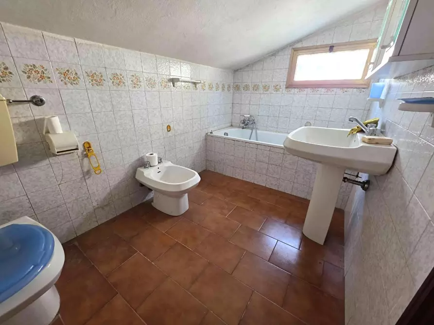 Immagine 18 di Appartamento in vendita  a Massa