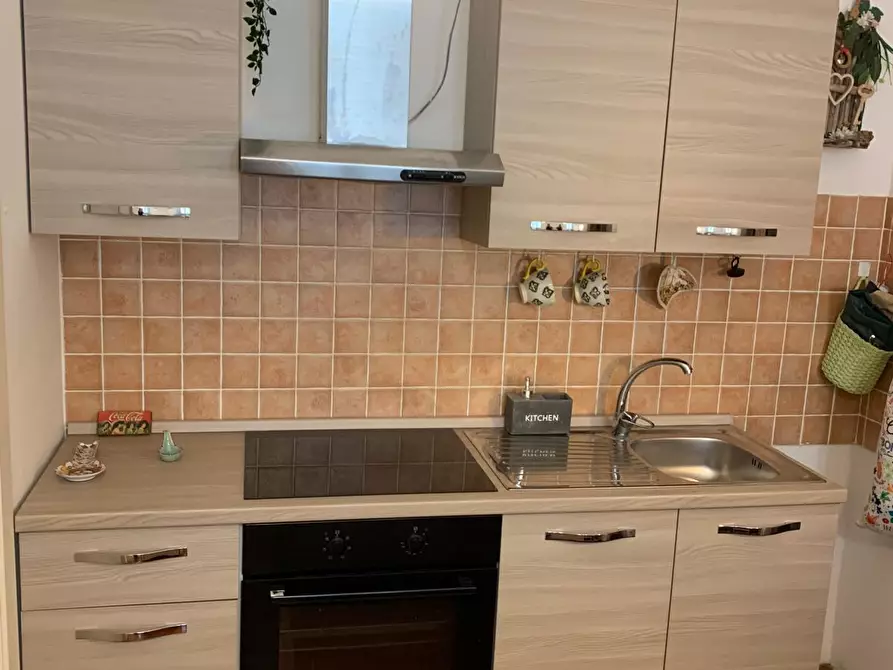 Immagine 3 di Appartamento in vendita  a Livorno