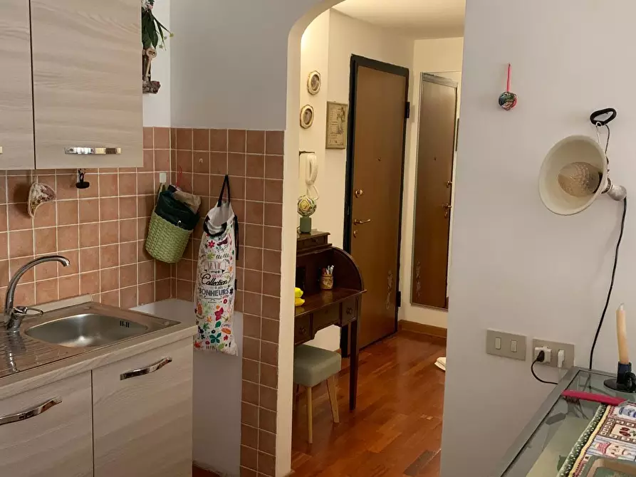 Immagine 1 di Appartamento in vendita  a Livorno