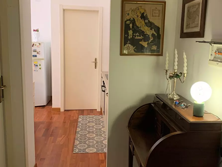 Immagine 8 di Appartamento in vendita  a Livorno
