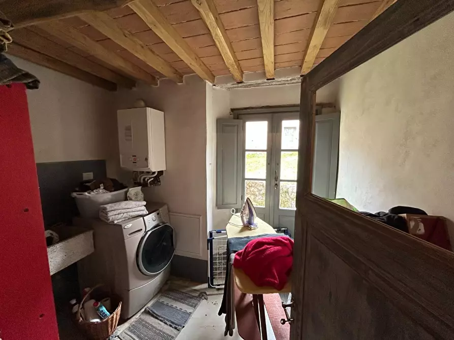 Immagine 11 di Casa colonica in vendita  a Monteriggioni
