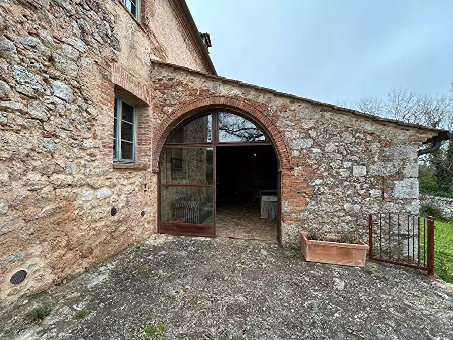 Immagine 32 di Casa colonica in vendita  a Monteriggioni