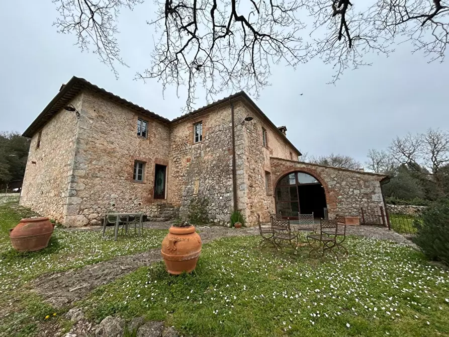 Immagine 38 di Casa colonica in vendita  a Monteriggioni