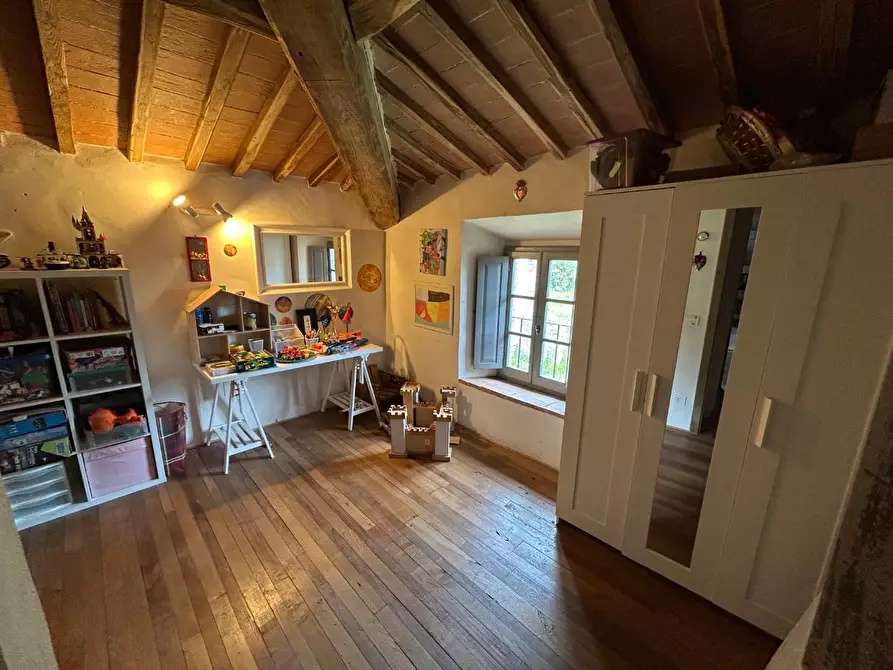 Immagine 21 di Casa colonica in vendita  a Monteriggioni