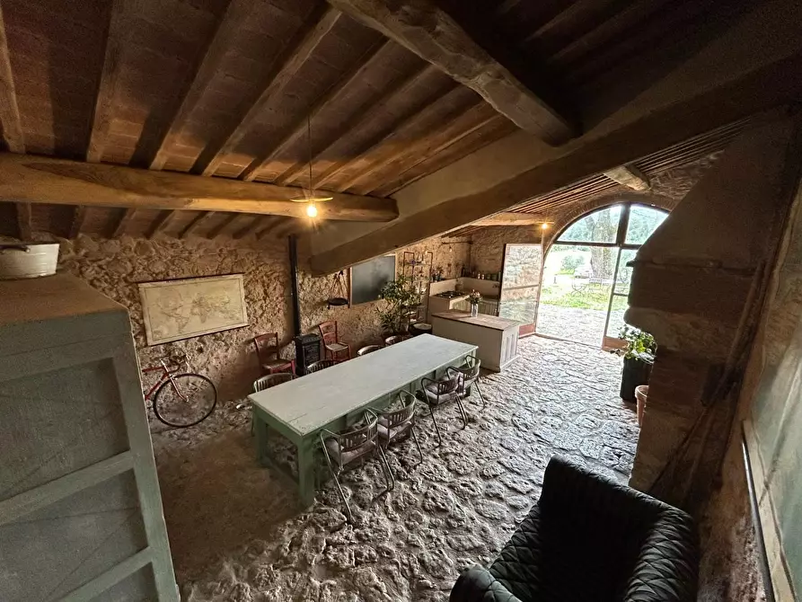 Immagine 34 di Casa colonica in vendita  a Monteriggioni