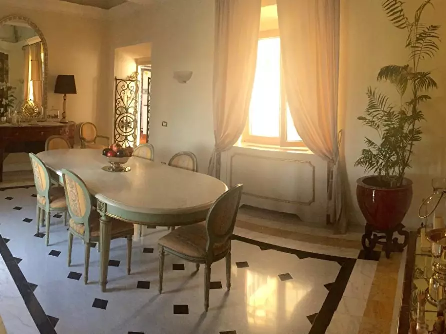 Immagine 6 di Villa in vendita  a San Giuliano Terme