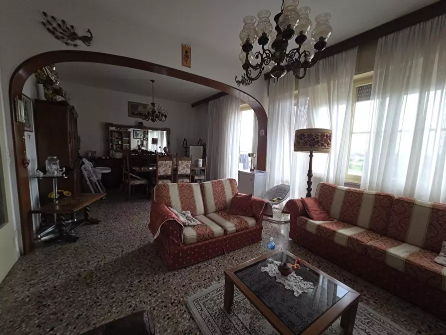 Immagine 2 di Appartamento in vendita  a Porcari