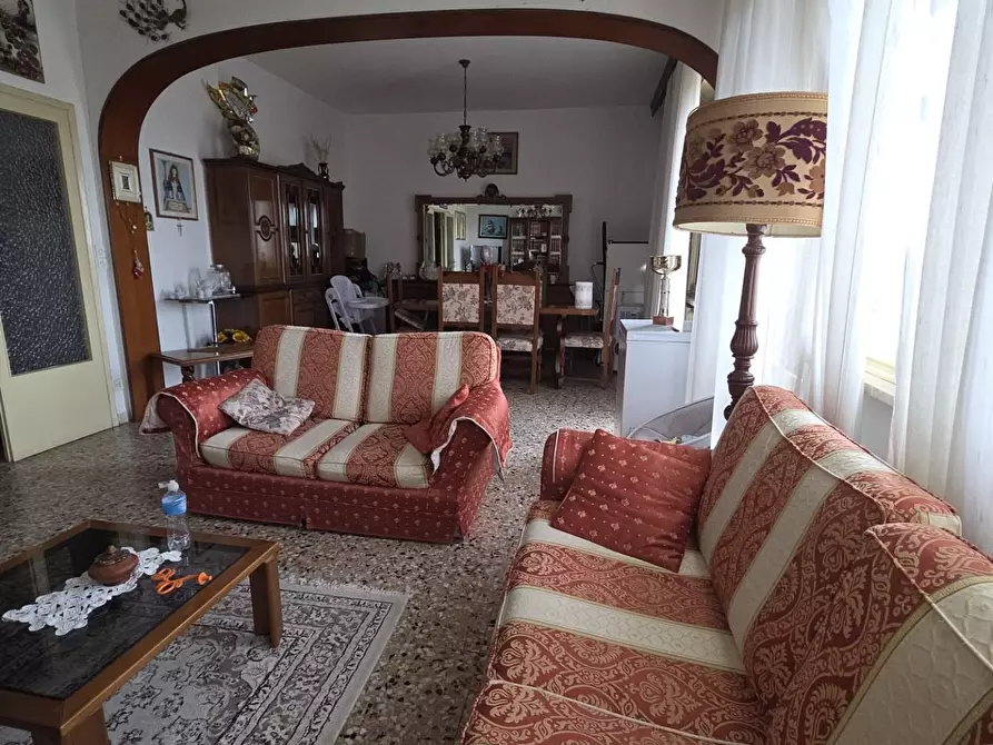 Immagine 10 di Appartamento in vendita  a Porcari