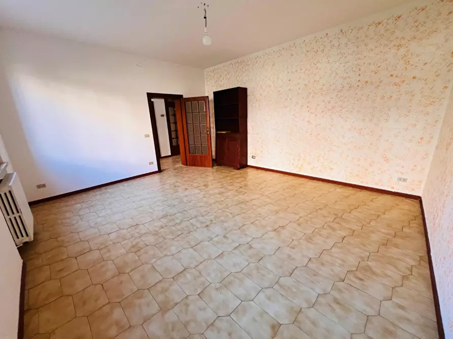 Immagine 3 di Appartamento in vendita  a Castagneto Carducci