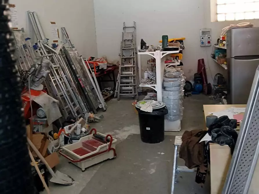 Immagine 8 di Magazzino in affitto  a Vicopisano