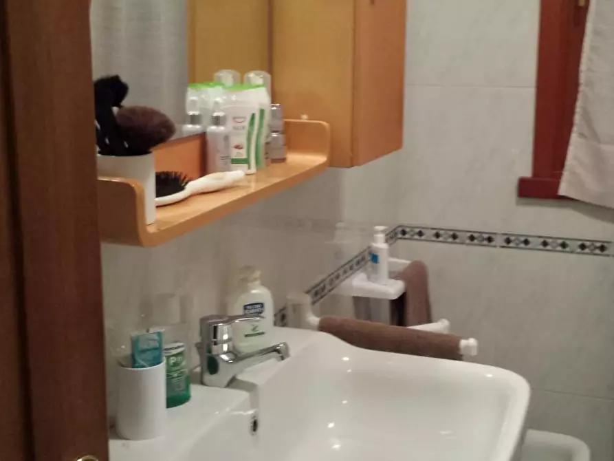 Immagine 15 di Appartamento in affitto  a Empoli