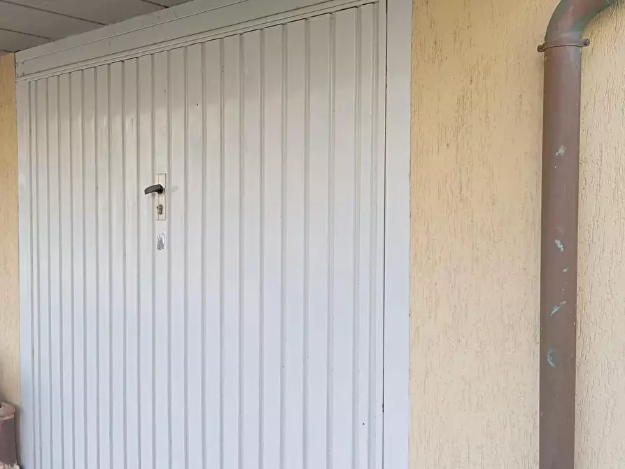 Immagine 50 di Appartamento in vendita  a Pisa