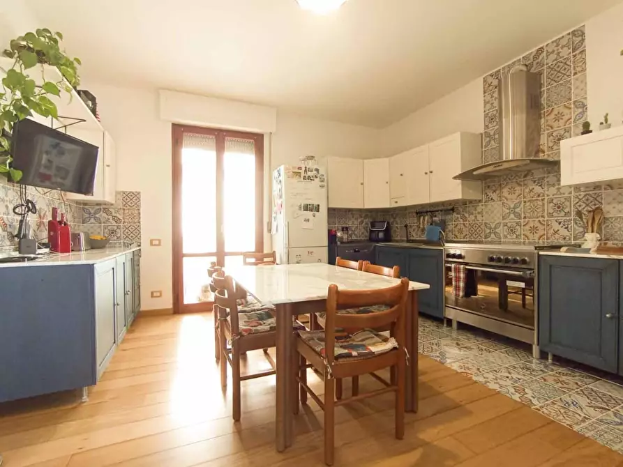 Immagine 4 di Appartamento in vendita  a Pisa