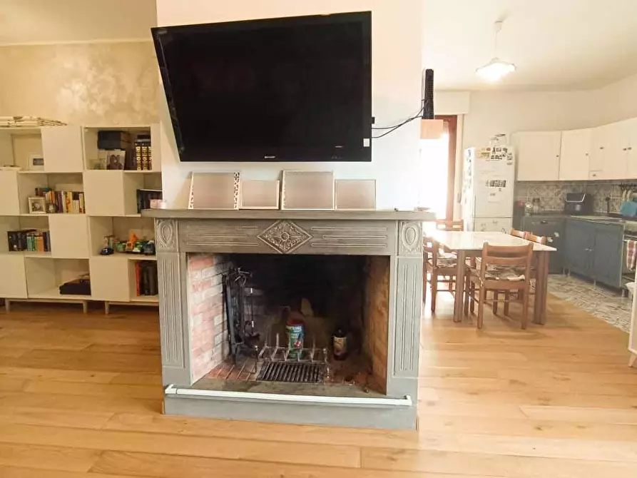 Immagine 13 di Appartamento in vendita  a Pisa