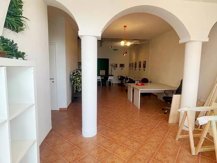 Immagine 4 di Capannone industriale in affitto  a Vicopisano